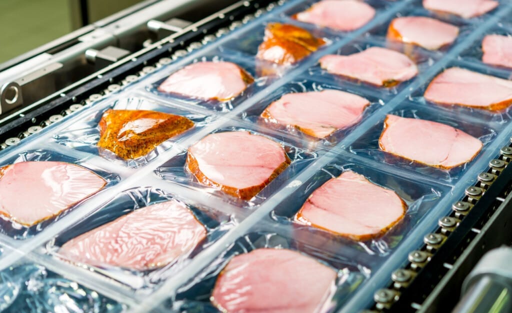 首頁 1 智馳食品加工機械致力於智慧食品機械、自動化食品加工生產線與創新包裝機械整合,提供從前處理、烹調到最終包裝出貨的完整解決方案,協助企業有效降低生產成本、提升效率及產品品質。憑藉專業技術與豐富實績,我們幫助客戶快速邁向智慧化,全面提升食品加工競爭力,滿足全球市場需求。